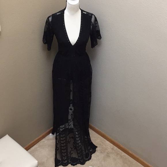 Socialite Dresses & Skirts - Bodysuit lace dress